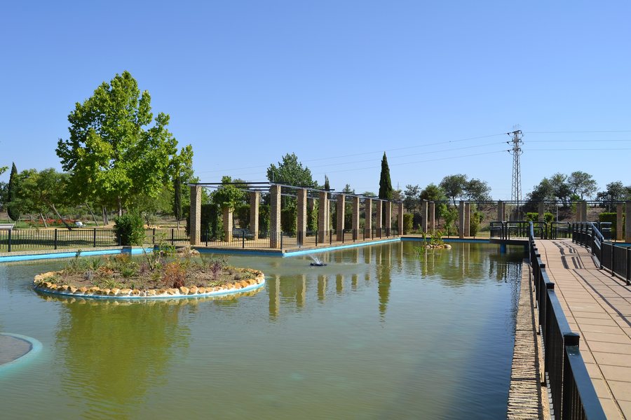 File:Parque de las Marismas. Los Palacios y Villafranca (Sevilla). (27968670676).jpg