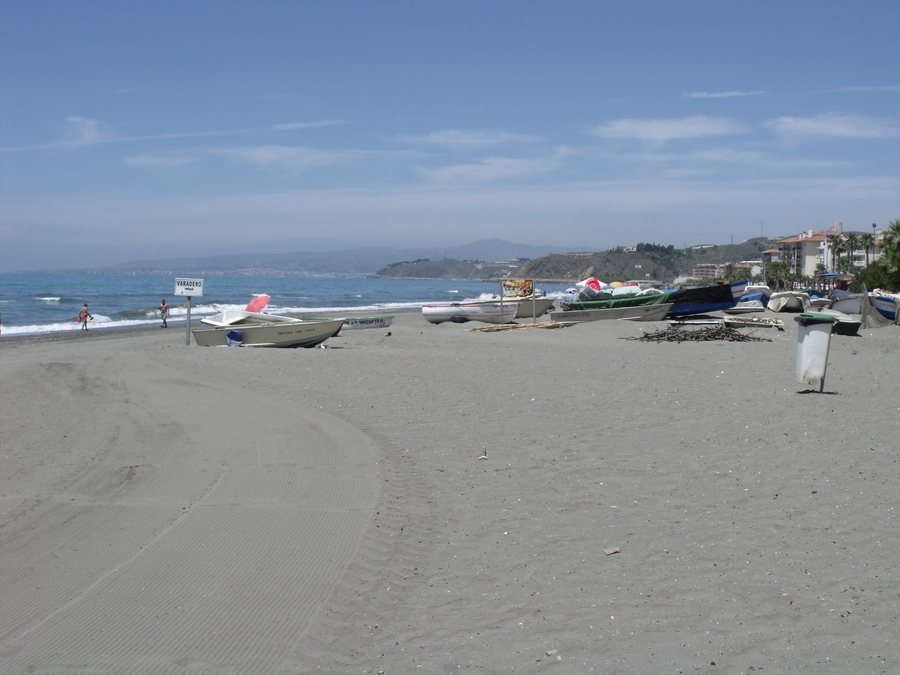 File:Playa El Morche 09.06.2011 - panoramio (1).jpg
